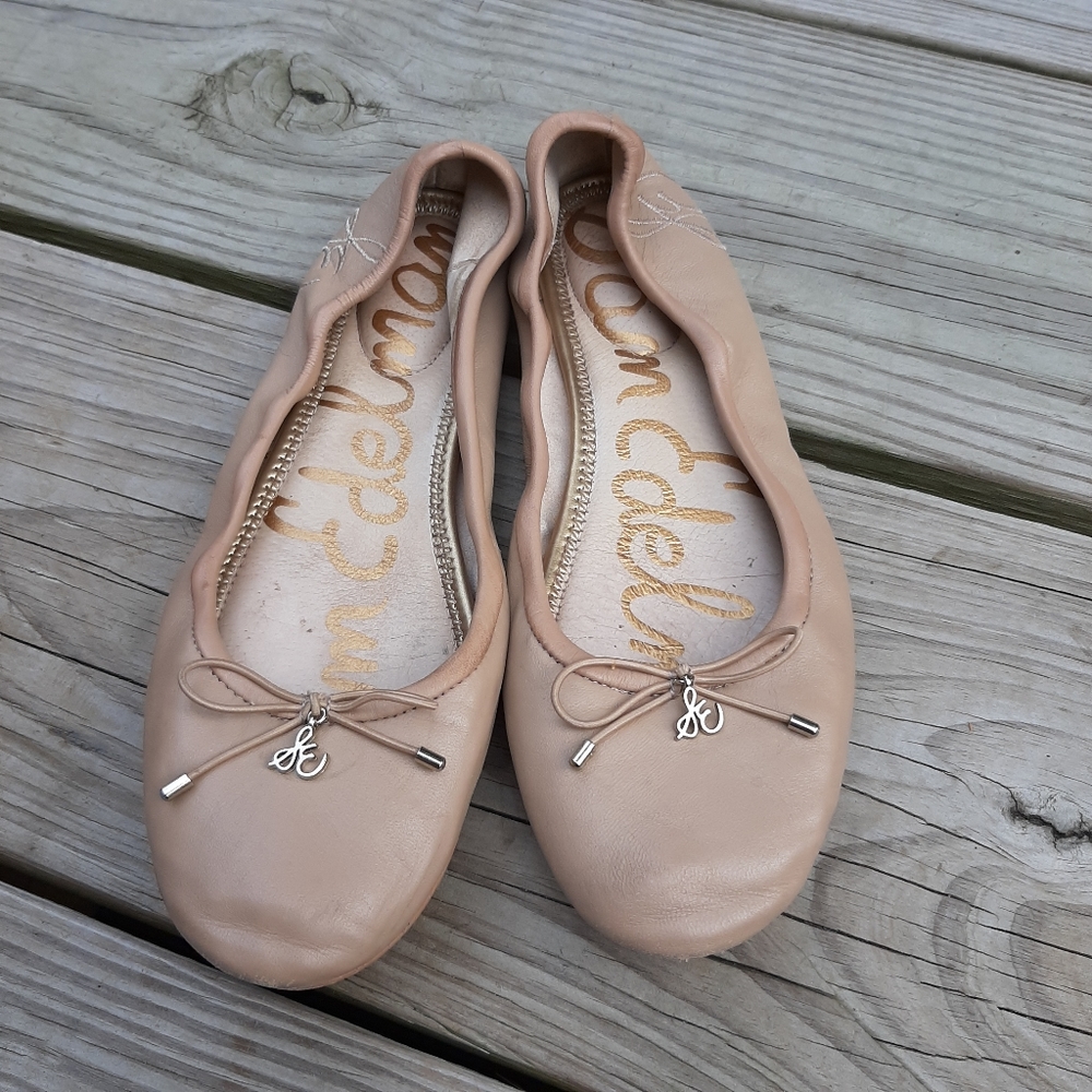 Nude flats
